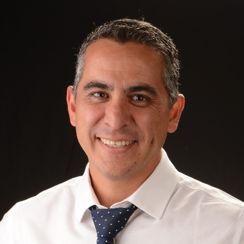 Romelio Hernandez' bio photo