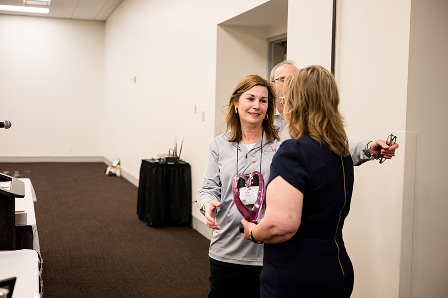131-Straight-from-the-Heart-Jill-Leimbach-Award-June-11-116 - Z8A 8117 web